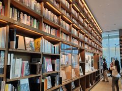 -茑屋书店(天目里店)