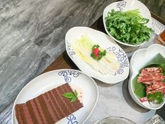 -田园肥牛府(二十四桥店)