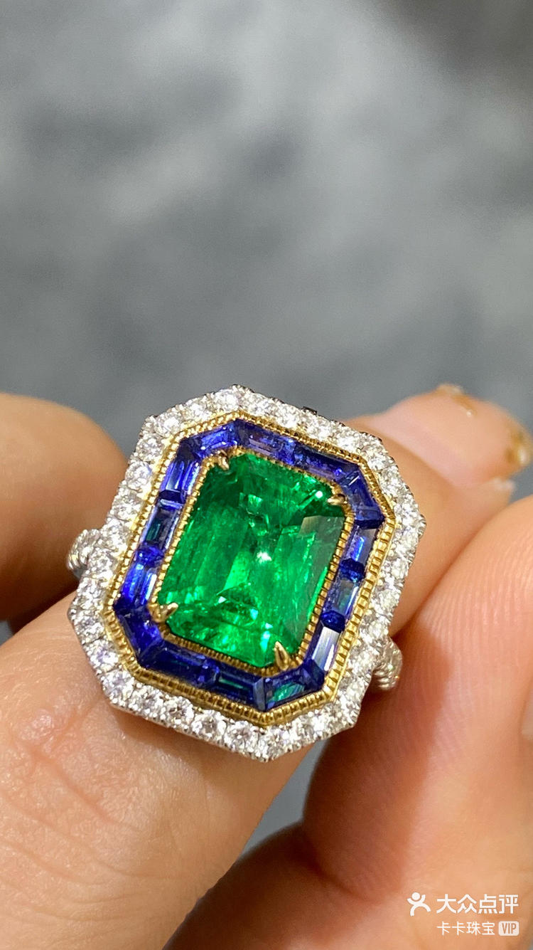 极品沃顿绿祖母绿戒指好高级的配色爱惨了