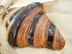 芋泥可颂-Top Impression Bakery Wolli Creek