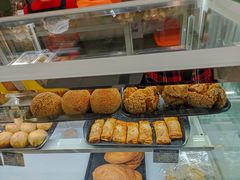 -白玉兰食品(中山公园龙之梦店)
