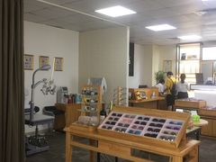 -LOGO眼镜·蔡司品牌折扣店(龙华清湖店)
