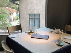 -穹六人间 people 6(岳阳路店)