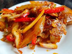 -周老三跷脚牛肉·全牛火锅(非遗传承店)