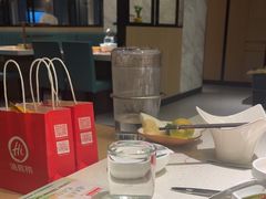 -海底捞火锅(长沙华创国际广场店)