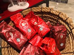 -星巴克臻选(南京金茂览秀城店)