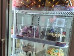 -DQ·蛋糕·冰淇淋(大宁国际商业广场店)