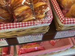 -红宝石·鲜奶小方·海派西点房(金杨店)