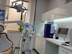 -牙博士口腔品牌连锁(杨浦店)