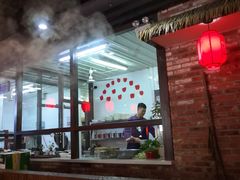 -咱屯子铁锅炖直营店(保利店)