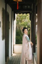 -两间半汉服工作室(平江路店)
