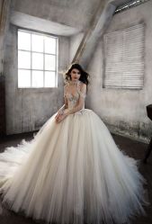 -艾米丽婚纱礼服