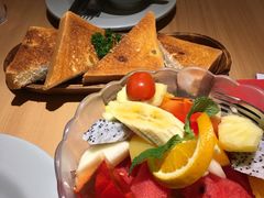 -Lia Cafe Bar Restaurant松山咖啡屋