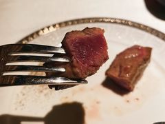 -Mogul Eatery·大亨餐酒馆