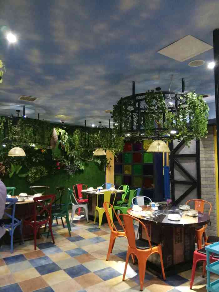 美食美客时尚餐厅(咸嘉湖店)-"中的5.17吃货节卷,火焰烧鹅一斤,还是.