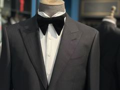 -尊卡诺高级西装礼服定制(江东中路店)