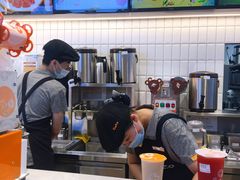 -CoCo都可(湖滨银泰店B区店)