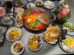 -楠小云·云南鲜菌·鲜牛自助火锅(九眼桥店)