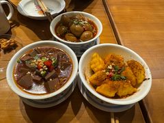 -炉小二铜锅牛蛙•川湘菜(三里屯店)