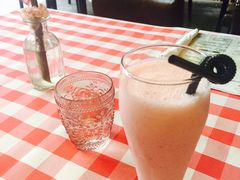 草莓奶昔-FD西餐厅