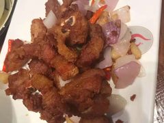 -老滇山寨•云南特色菜•地方菜•民族风情歌舞表演(金碧店)