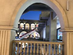 -王府井奥莱临潼小镇(临潼店)