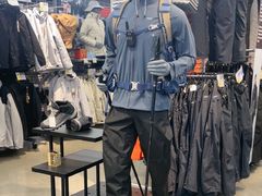 -迪卡侬(大英山店)