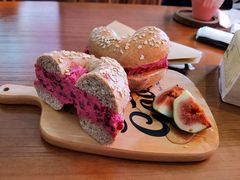 -Catch Bagel(芳草地店)