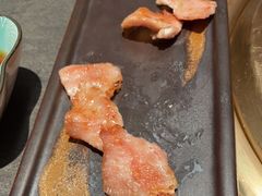 -铭牛烧肉·和牛海鲜自助(高新月牙湖店)