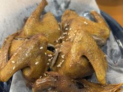 盐焗乳鸽-煲煲掂风味煲仔饭餐厅(西区店)