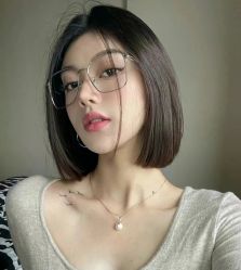 -丝语萱形象