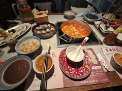 -尚尚仙·酸汤猪手·猪肚鸡火锅(华联万柳购物中心店)