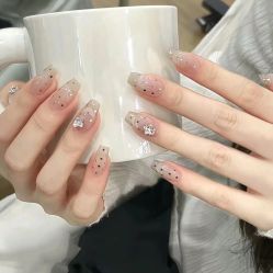-FuFu美甲美睫