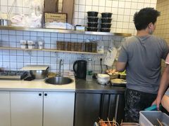 -卞姐蛋饼(陕西南路店)