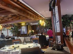 -八府香鸭·啫啫煲(华山路店)