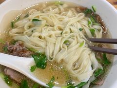 -嘻小北·兰州清汤牛肉面(太平洋森活天地店)