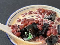 红豆椰汁黑凉粉-左记港食(融科天城店)