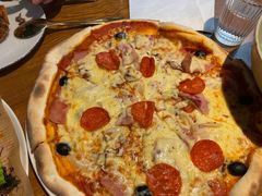 超级至尊披萨-JINNS锦时 steak&pizza(浸信会礼拜堂旧址店)