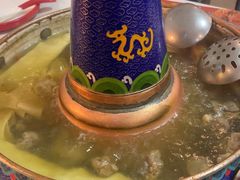 -毛辣果·贵州红酸汤牛肉火锅(西单店)
