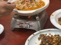 -湖南人家湘菜馆(镇江路店)