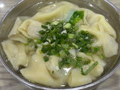 -巍山火巴肉饵丝(大理古城店)