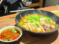 -万记麻辣烫国展总店