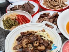 -老鼎万春卤菜(五代传承创始老店)