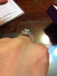 IMG_2552-威德钻石-克拉钻大本营(南京东路店)