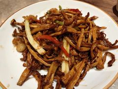 -大树餐厅(红旗街万达店)