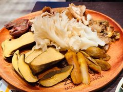 -芸鲜季·云南野生菌餐厅· 云南风物味研社(闵行店)
