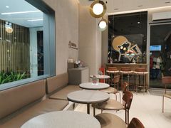 大堂-喜茶(广州中山六路店)