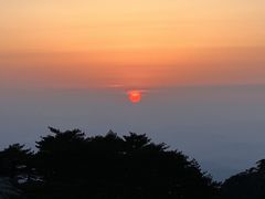 -黄山光明顶山庄