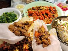 -靓虾二哥长沙地标小龙虾(五一广场店)