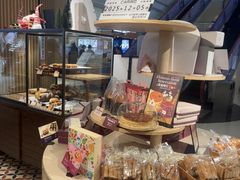 -CARINO BAKERY&CAFE(人广来福士店)